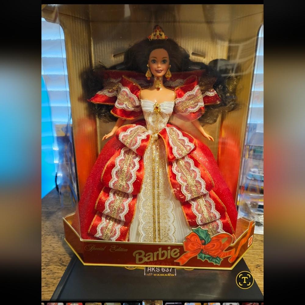 1997 Barbie Special Edition in Red and Gold Dress